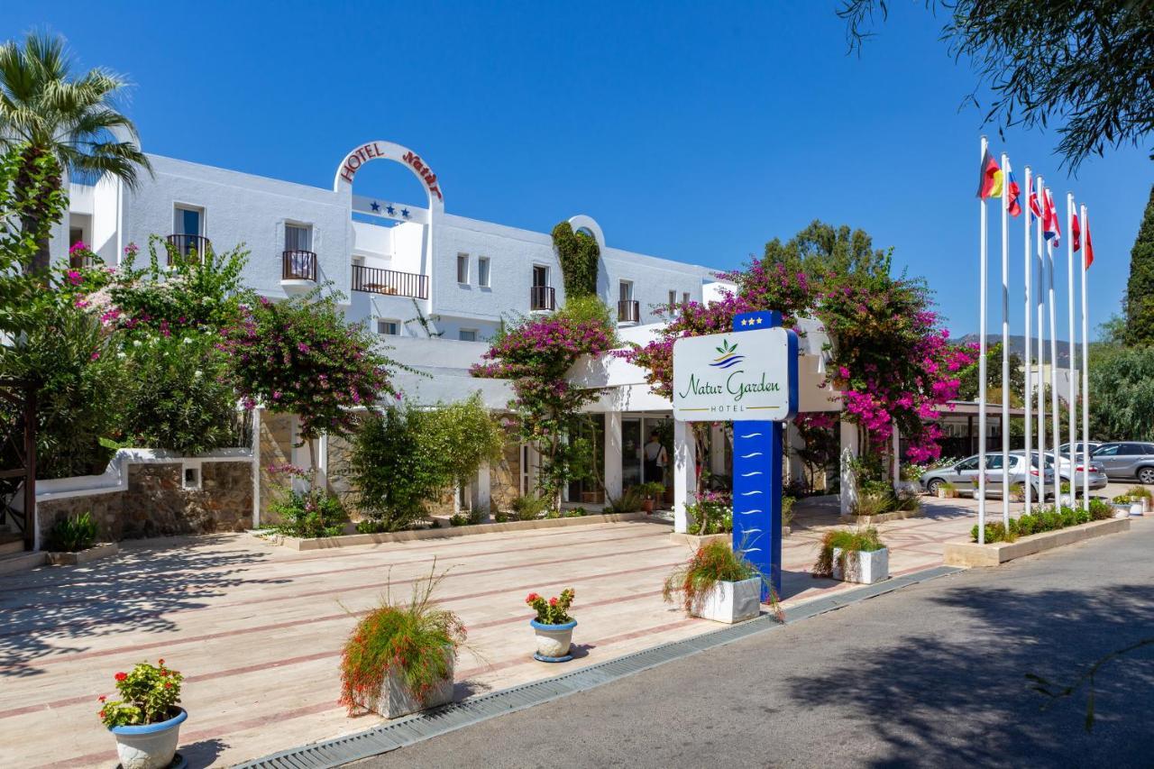 Natur Garden Hotel Битез Экстерьер фото