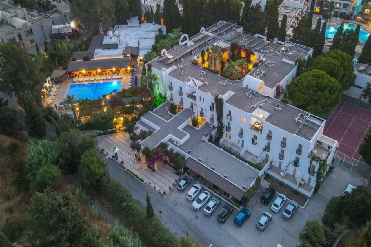 Natur Garden Hotel Битез Экстерьер фото
