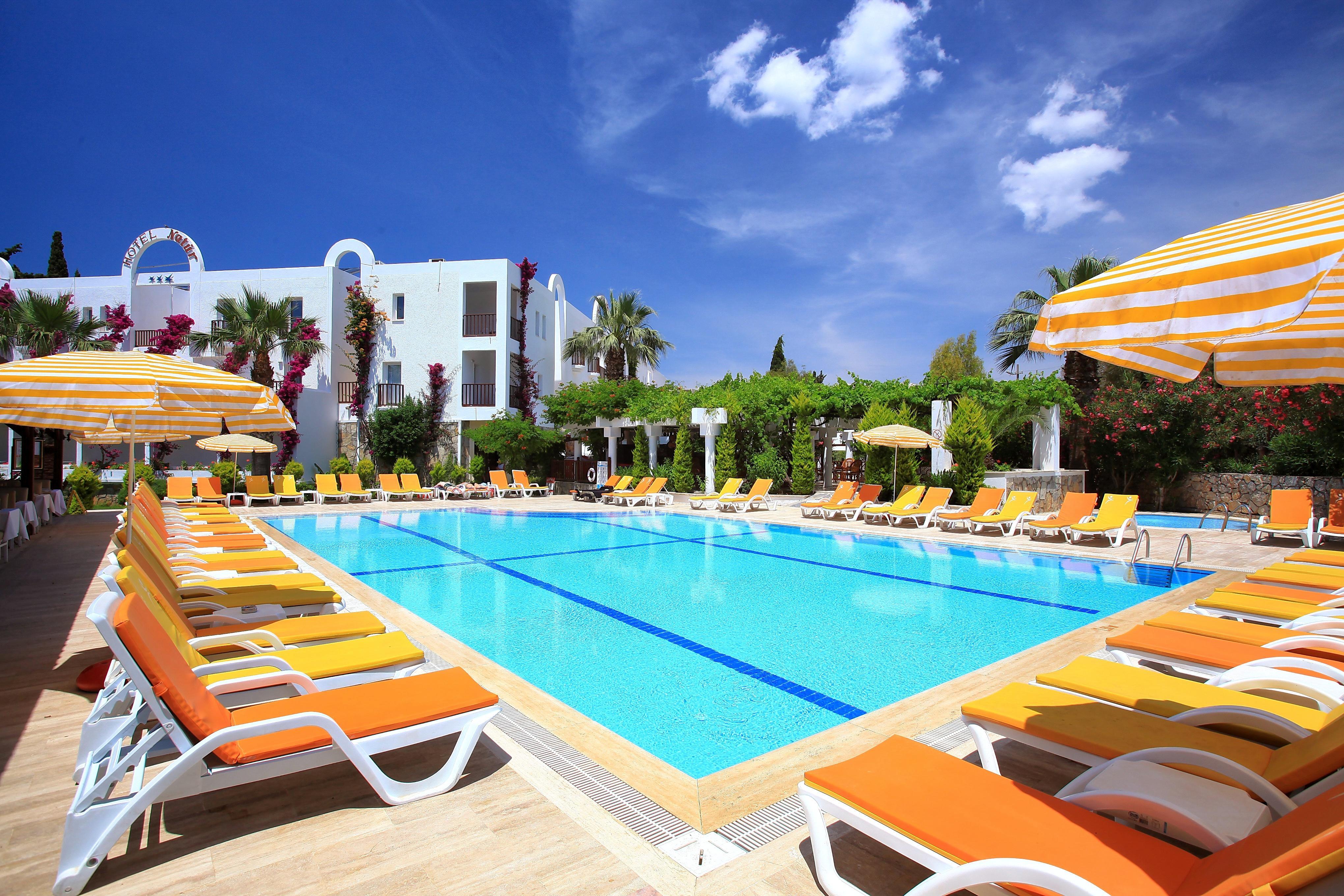 Natur Garden Hotel Битез Экстерьер фото
