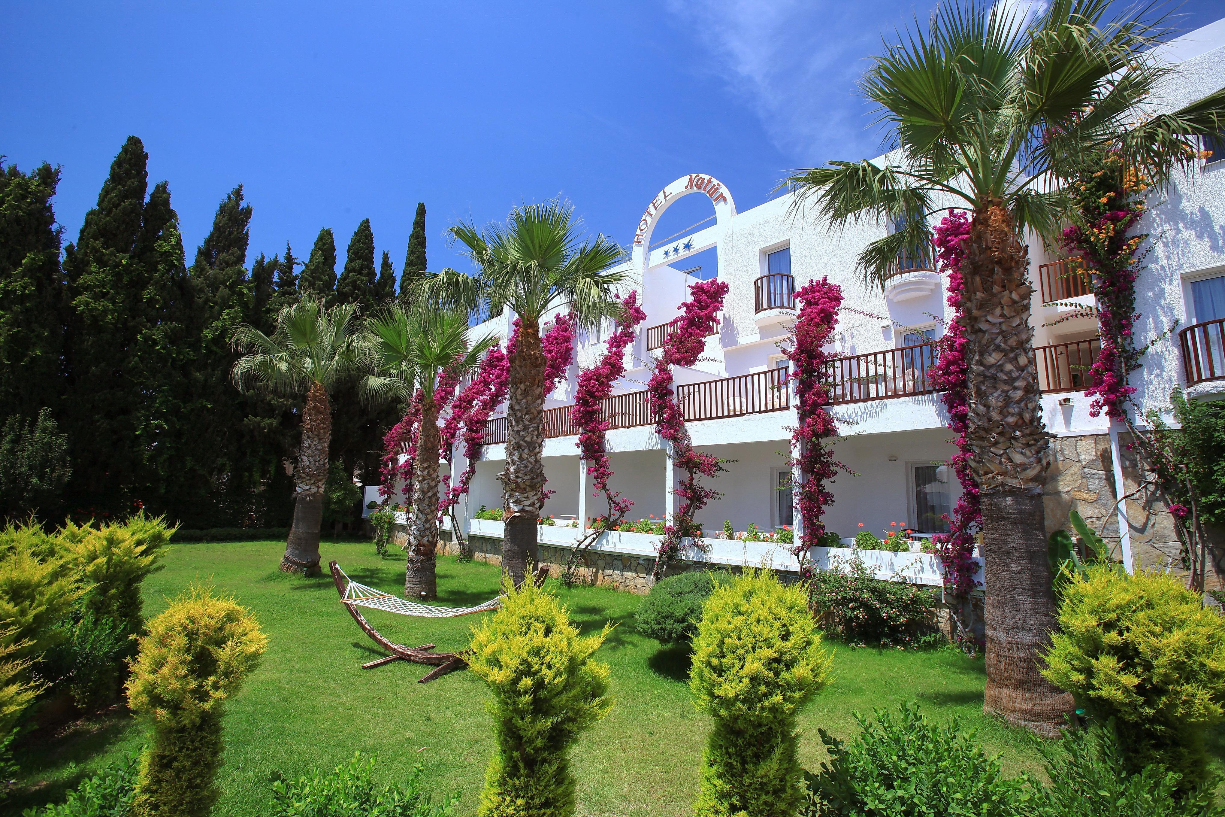 Natur Garden Hotel Битез Экстерьер фото